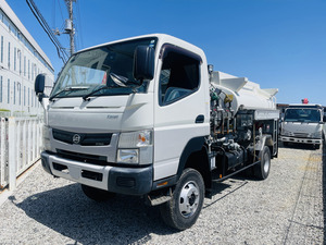 2016 UDtruckス カゼット MitsubishiFusoCanter Tank lorry3.5kL4WD