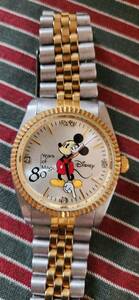 Смотрение Disney Mickey Mouse Watch