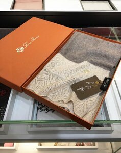 Loro Piana　ロロピアーナ　秋冬新品　マフラー　100％カシミア　レディース　ストール　プレゼント　箱付き　2797