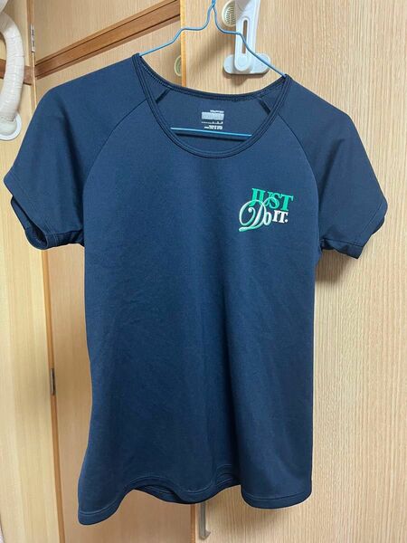 NIKE Tシャツ