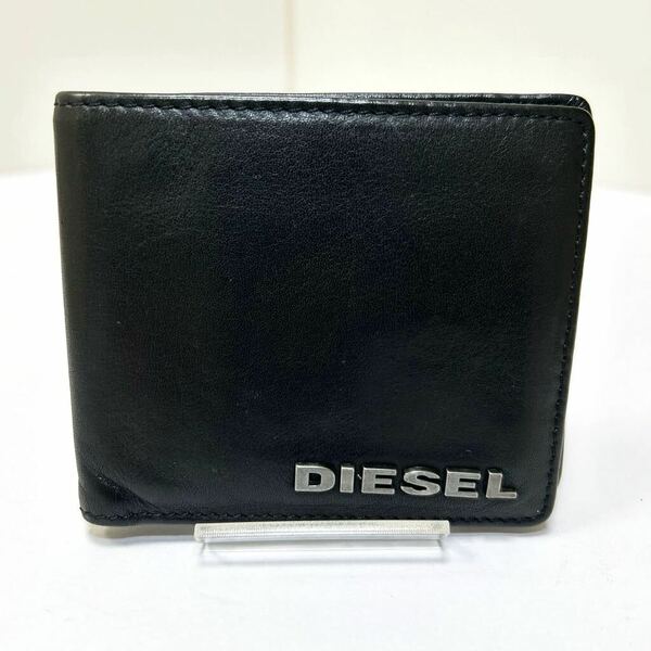 ◆DIESEL ディーゼル◆ コンパクト 折り財布　二つ折り　本革　小銭入れ有　ロゴ金具　ブラック 【USED】0507B