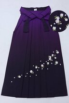 cherry★z1763lz★着用可★卒服コレクション★女性 袴★卒業式★京都散策/はかま★紫系 ぼかし 刺繍 振袖 ブーツと【中古品/ポリ】_画像1