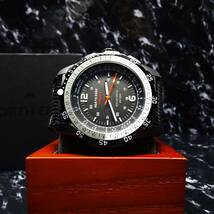 送料無料・新品・NORTH EDGEブランド・メンズ・ソーラー発電クオーツ式腕時計 ・アウトドアアドベンチャーデザイン・50m防水モデル_画像8