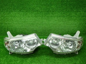 ダイハツ　L375S　L385S　タントカスタム　ヘッドライト左右　HID　100-51944　240523044