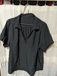黒色カットソー☆4L☆半袖☆トップス☆シャツ☆大きいサイズ