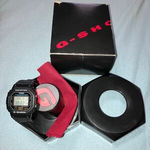 CASIO カシオ G-SHOCK ジーショック DW5600 スクリューバック　中古