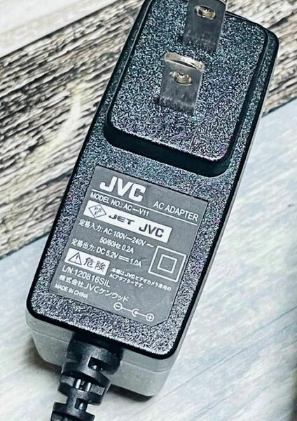 JVC ビクターエブリオ 充電器