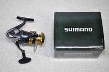 未使用■シマノ(SHIMANO) スピニングリール SAHARA サハラ C3000_画像1