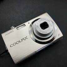 【動作確認済】NIKON ニコン COOLPIX S230 SDカード・バッテリー付き　コンパクトデジタルカメラ コンデジ _画像3