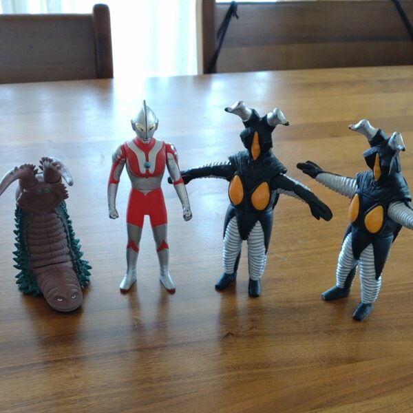 ソフビ ウルトラマン フィギュア ゼットン　ツインテール