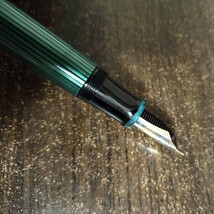 PELIKAN ペリカン 万年筆 SOUVERAN スーベレーン ペン先 18C-750 緑縞 18k k18 18金 750 希少品 レア 筆記具 文具 筆記未確認_画像4