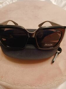 PRADA サングラス ブラック