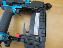 マキタ　makita　高圧フロアタッカ　AT451H 中古　動作未確認　ジャンク　G5-47◎_画像8