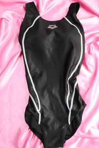 arena アリーナ 女性用 競泳水着 Sサイズ 黒　DOJ-0180WF