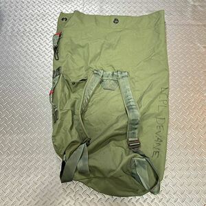 米軍放出品 実物 沖縄　ダッフルバッグ DUFFEL ナイロン 海兵隊 BAG USMC 登山(INV O97)