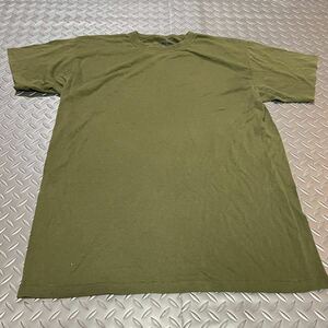 米軍放出品 Tシャツ　DUKE 　サバゲー　ランニング　OD LARGE 吸収性抜群 (INV W44)