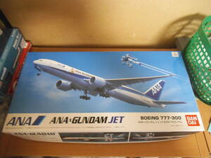  Hasegawa 1/200 ANA all day empty 777-300 Gundam jet 