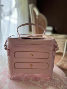 キタムラ　ピンク　ドレッサー型の希少なバッグ