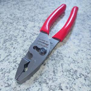 Snap-on スナップオン 7インチ Talon Grip FlankJaw スリップジョイントプライヤー HJ47ACF (Red)新品