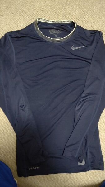 ナイキ NIKE インナーシャツ М