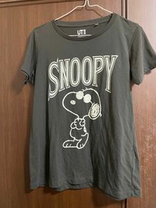 ユニクロ スヌーピー Tシャツ