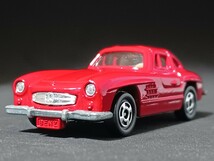 ◆日本製トミカ/青箱(1/63)◆メルセデス ベンツ 300SL(W198/赤)◆箱なし/ルース/小傷有★夢屋JT259★_画像1