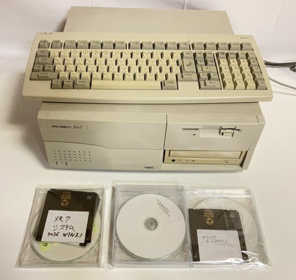 ジャンク品 　PC-9821 Xa7 　（win3.1/95/MS-DOS6.20）（キーボード・バックアプディスク付き）（02）