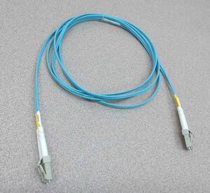 送料無料 光 ファイバーチャネル FCケーブル コード LC LC マルチモード Duplex OM3 HBA GBIC SFP Cisco Catalyst Dell LAN コネクタ 2m