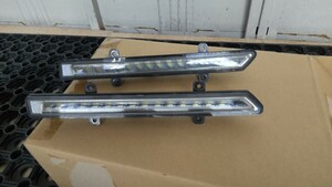 30　ヴェルファイア　TRDフロントスポイラー用　LEDデイタイムランプ