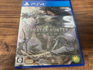 [ used *PS4] Monstar Hunter : world 