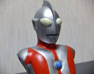 レクリ・ウルトラバンク／全高 約19㎝・ウルトラマン貯金箱／／Lecre・ウルトラバンク／ポリ塩化ビニル