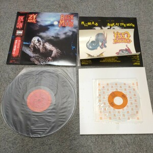 [LP/ record ]oji-* oz bo-n month .... with belt go in . seal 17cm single attached OZZY OSBOURNE BARK AT THE MOON