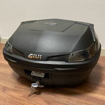 GIVI バイク用 リアボックス トップケース モノロックケース BLADE 47L_画像1