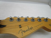 ★平1495 Fender STRATOCASTER フェンダー ストラトキャスター フェンダージャパン アンプ内蔵 エレキギター 楽器 ジャンク 12405011_画像4