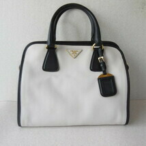 ○使用1.2回程度 極美品 PRADA プラダ◆ハンドバッグ レザー BN2578 ネイビー/ホワイト