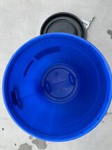 蓋付　締め金具付　60L タンク　プラスチックドラム　引き取りok_画像3