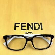 FENDI フェンディ サングラス 眼鏡 イタリア製 ペカン ロゴ ブラック 黒 ホワイト 白 バイカラー メンズ レディース 兼用_画像1