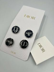 Christian Dior Christian Dior pin badge 