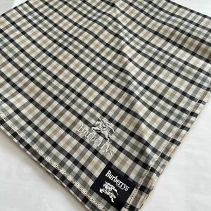 未使用　バーバリー　メンズ　ブランドハンカチ　　BURBERRY バーバリーハンカチ チェック　