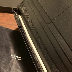 ☆未使用品☆ BURBERRY BLACK LABEL バーバリーブラックレーベル 長財布 ブラックレザー 小銭入れ付きの画像3