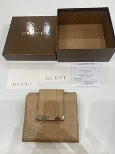 ソ）GUCCI エンボス　折り財布 グッチ 2つ折り財布　箱あり未使用保管品