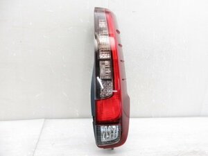 ★ ジャンク ノア エスクァイア ZRR80 ZWR80 前期 純正 右 LED テール ライト ユニット KOITO 28-231 打刻 AR (B039217)