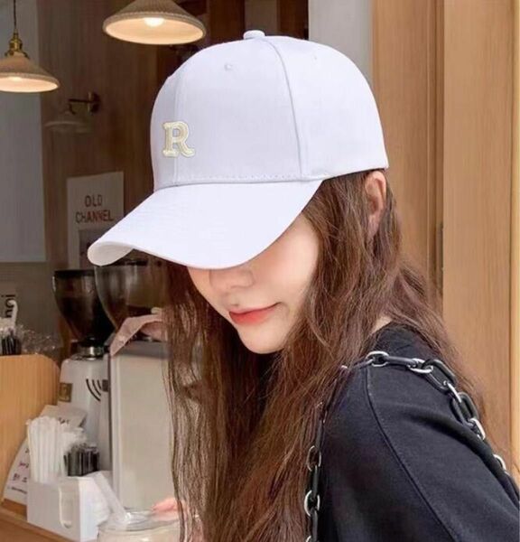 新品 レディースキャップ 白 帽子 ホワイト激安 おしゃれ 人気 野球帽 かわいい 韓国ファッション ワンポイント