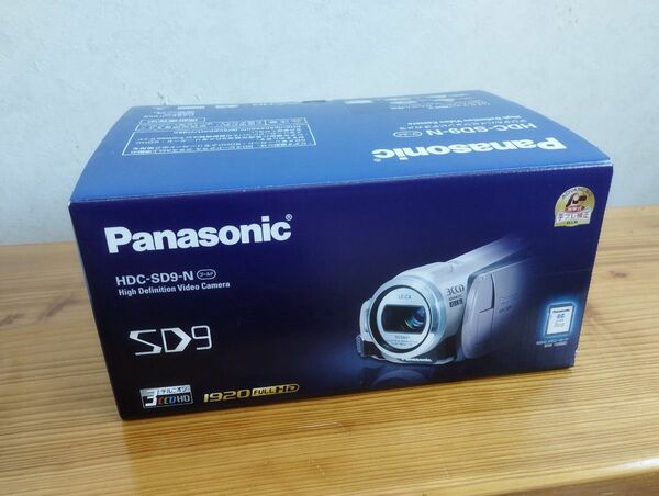 Panasonic HDC-HS9-N　Panasonic VW-BN1-S DVD