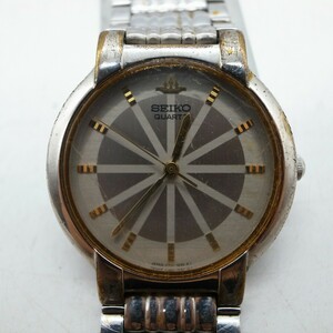SEIKO 腕時計　japan v701-1k20 m1 6j30 クォーツ セイコー