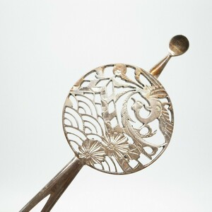  ornamental hairpin silver made? 12.24g flat strike .. flat strike . engraving gold . hair ornament . kimono small articles antique 