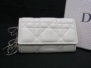 1円 ■美品■ ChristianDior クリスチャンディオール カナージュ レザー 6連 キーケース 鍵入れ レディース メンズ ホワイト系 BL0322