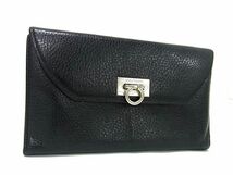 1円 ■美品■ Salvatore Ferragamo フェラガモ ガンチーニ レザー 三つ折り 財布 ウォレット レディース ブラック系 BG8703_画像1