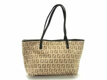 1円 ■美品■ FENDI フェンディ ズッカ柄 ズッキーノ キャンバス×レザー ハンドバッグ トート レディース ベージュ系×ブラック系 FB0843_画像1