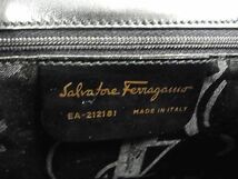 ■極美品■ Salvatore Ferragamo フェラガモ EA 212181 ガンチーニ レザー 2WAY ワンハンドル ハンドバッグ ショルダー ブラック系 AW5619_画像10